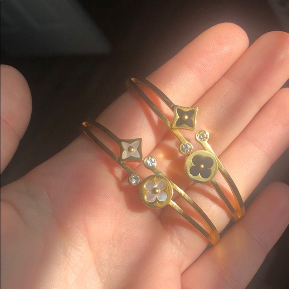 ✨Louis Vuitton Gold & White Cuff✨ - Picture 4 of 5